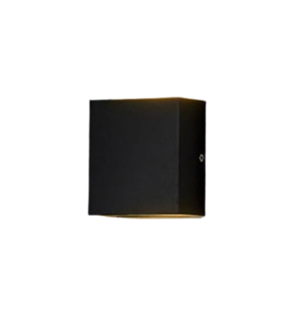 Lisslune | LumiGuard LED wall lamp with motion sensor – Modern outdoor lighting