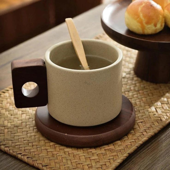 Lisslune | Modernist Ceramic Wooden Pallet Mug