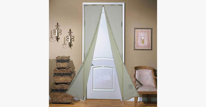 Lisslune | Magnetic Mesh Insect Protection Door - Your ultimate protection against insects this summer!