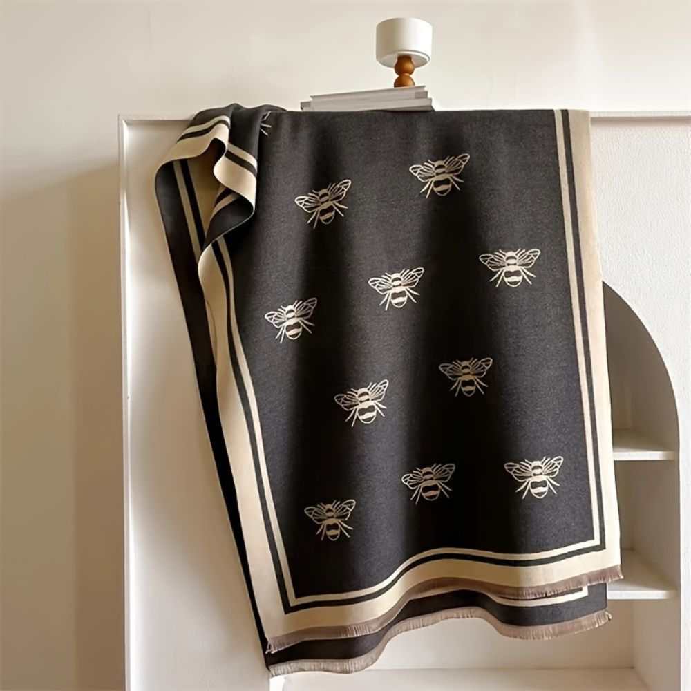 Lisslune | Nuvia Bee Pattern Winter Scarf