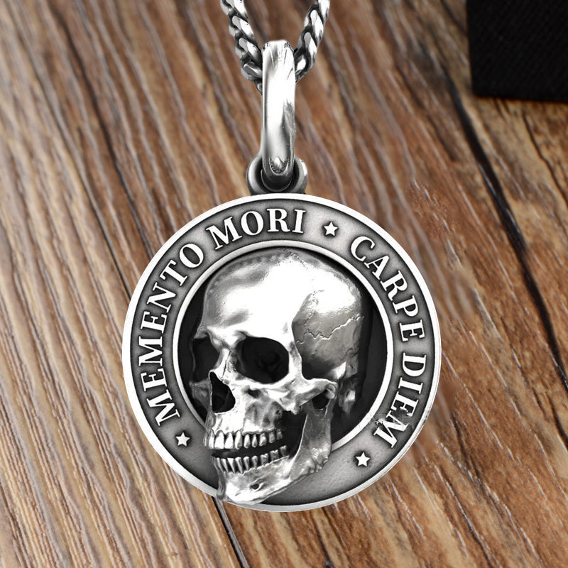 Lisslune | Memento Mori Skull Pendant