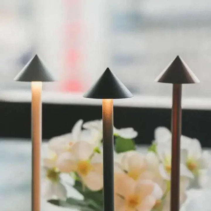 Lisslune | BeamLuxe - Sleek Wireless Table Light