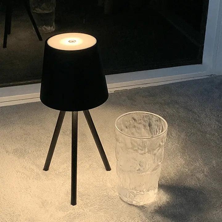 Lisslune | LumaStand - Sleek Tripod Table Light