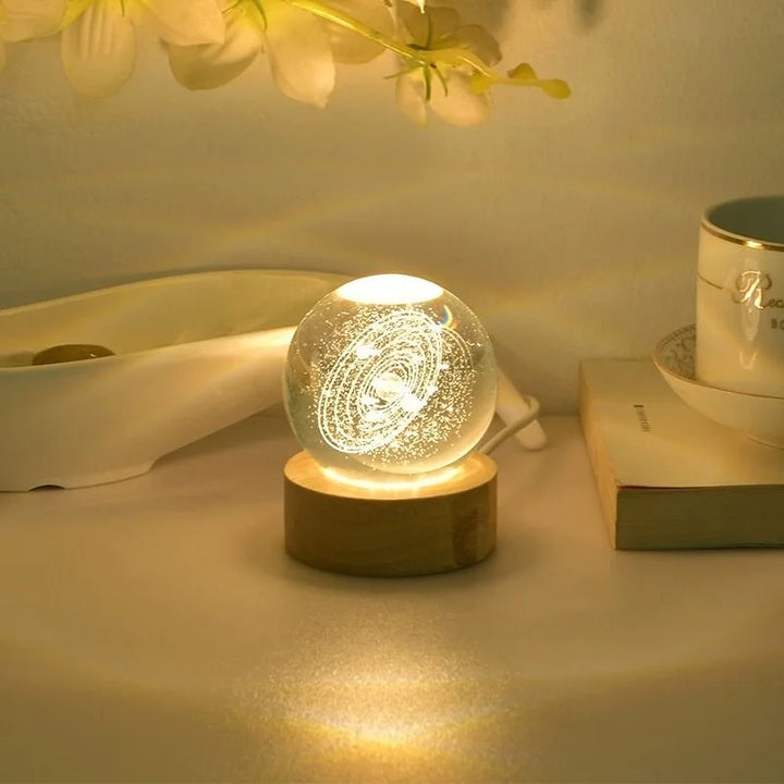 Lisslune | Crystal Ball