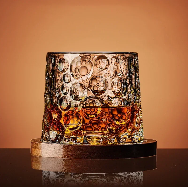 Lisslune | WhiskeySpin - Premium rotating whiskey glass