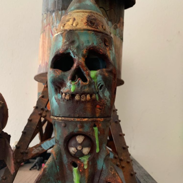 Lisslune | The Skull Bomb - Small Nuclear Warhead Decor