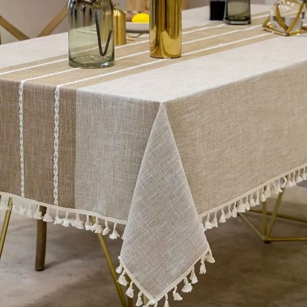 Lisslune | TableCover – Stylish, rustic protection for your dining table