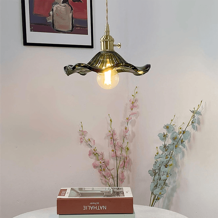 Lisslune | Stylish Hibiscus Flower Lamp