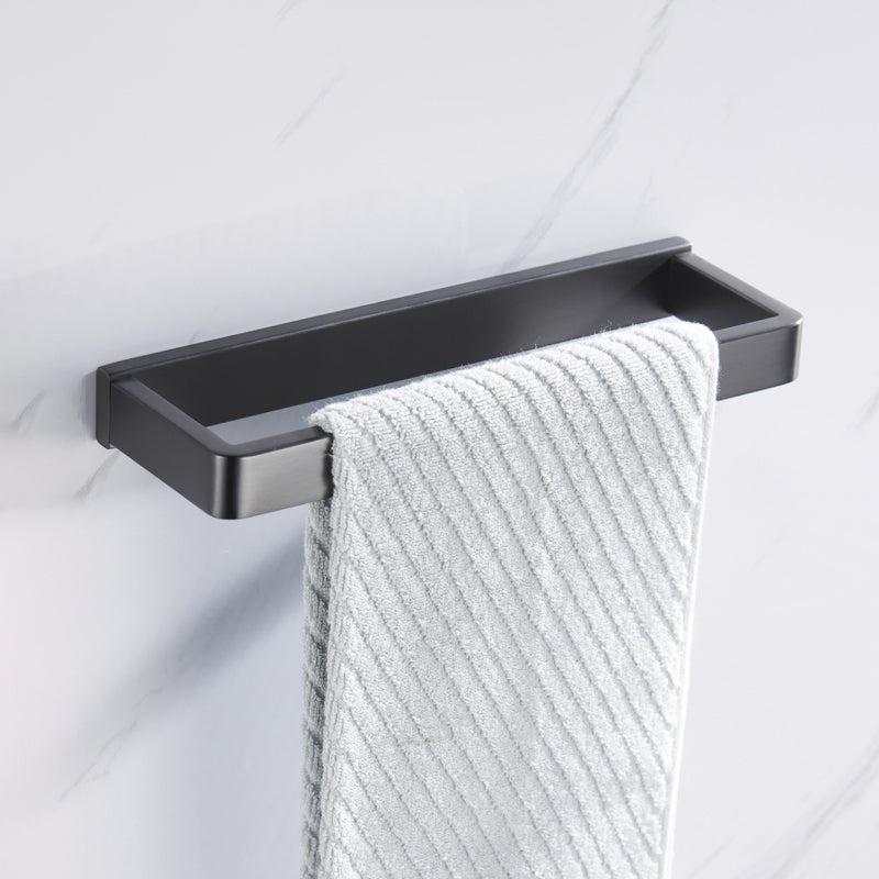Lisslune | Gray 5-piece modern bathroom accessory set made of stainless steel
