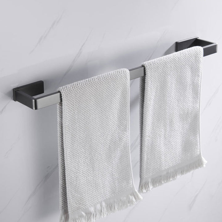Lisslune | Gray 5-piece modern bathroom accessory set made of stainless steel
