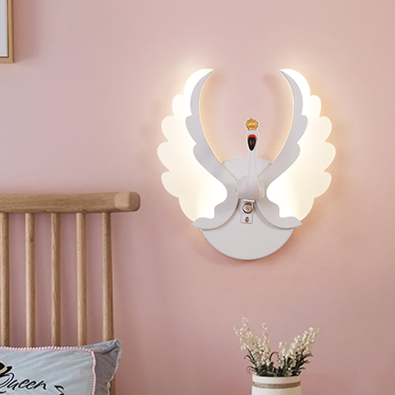 Skørter | Swan Iron Wall Lamp Sconces Strip Cartoon White/Pink Finish LED Wall Lamp Fixture with Acrylic Wing in White/Warm Light