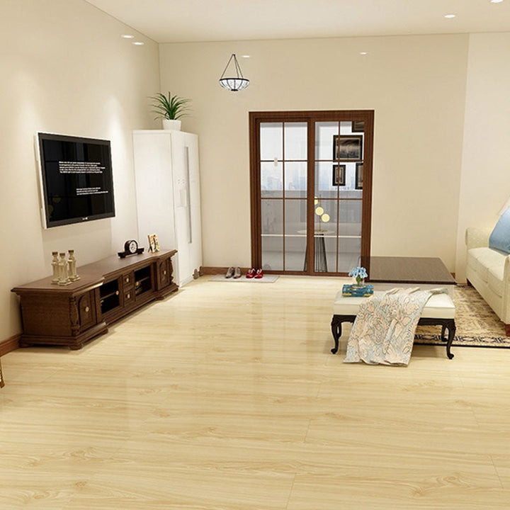 Lisslune | Modern Interior Floor Covering Wood Look Peel and Stick Rectangular Flooring Vinyl