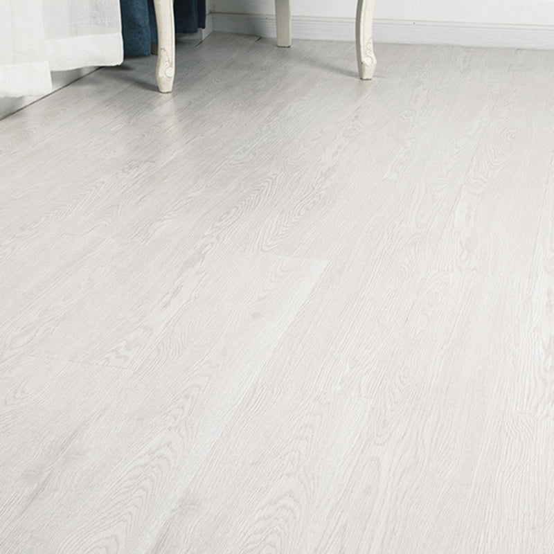 Lisslune | Smooth PVC Flooring Peel and Stick Wood Look Rectangular Vinyl Floor