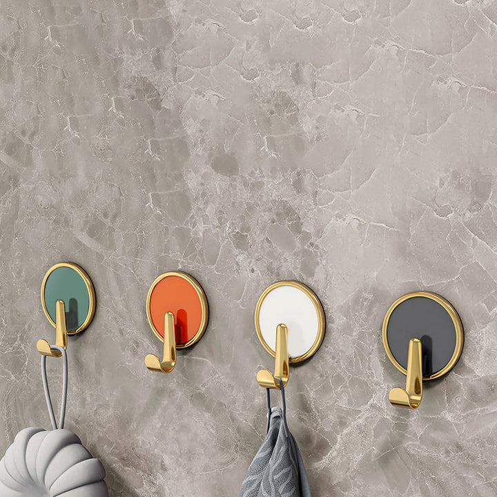 Lisslune | Contemporary 8-piece bathroom set 2.91 inch high bathrobe hooks
