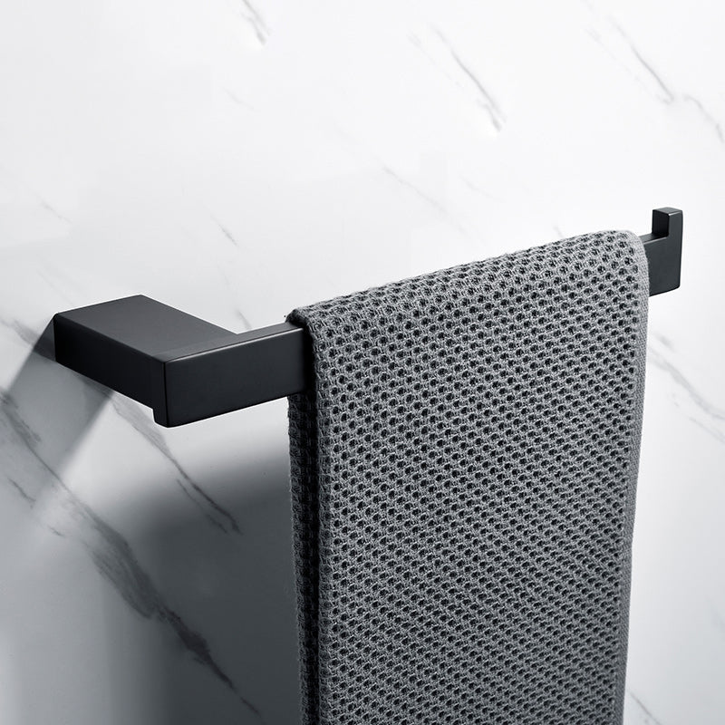 Lisslune | 5-piece Modernism Bath Accessory Set in Matte Black Stainless Steel