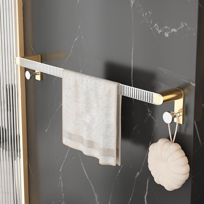 Lisslune | Metal and Acrylic Bathroom Accessory Set Transparent Bathroom Accessories