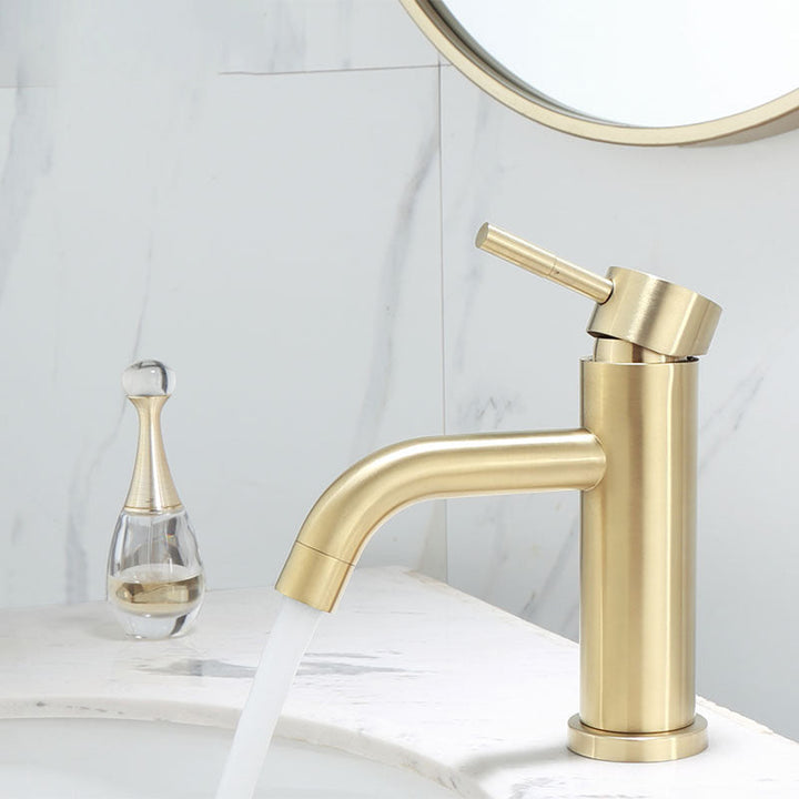 Lisslune | Deck Mounted Roman Tub Faucet Low Arc Tub Faucet Set in Gold