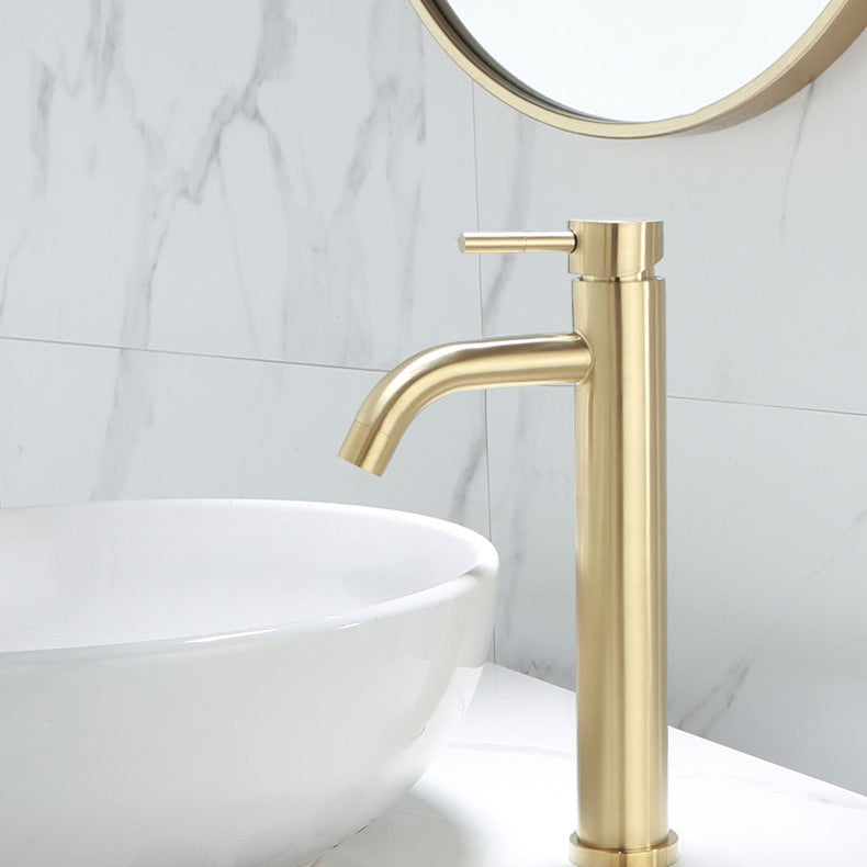 Lisslune | Deck Mounted Roman Tub Faucet Low Arc Tub Faucet Set in Gold