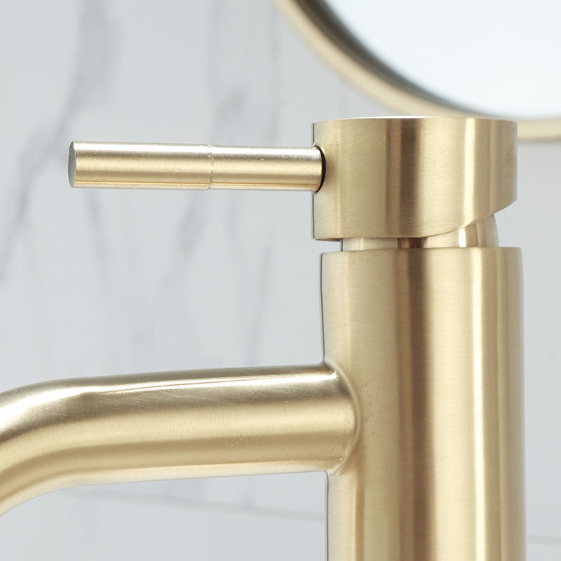 Lisslune | Deck Mounted Roman Tub Faucet Low Arc Tub Faucet Set in Gold