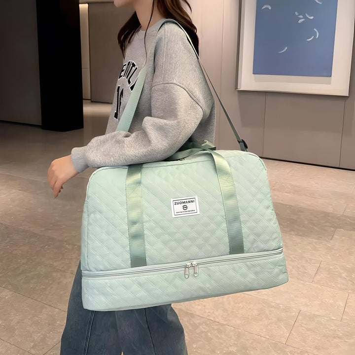 Lisslune | Spacious Weekender Duffle Bag | Water-Resistant, Multi-Compartment & Ideal for Short Trips and Gym Sessions