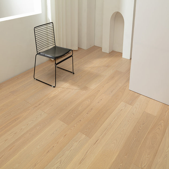 Lisslune | Modern Laminate Plank Flooring Scratch Resistant Click-Lock 15mm Thickness Laminate