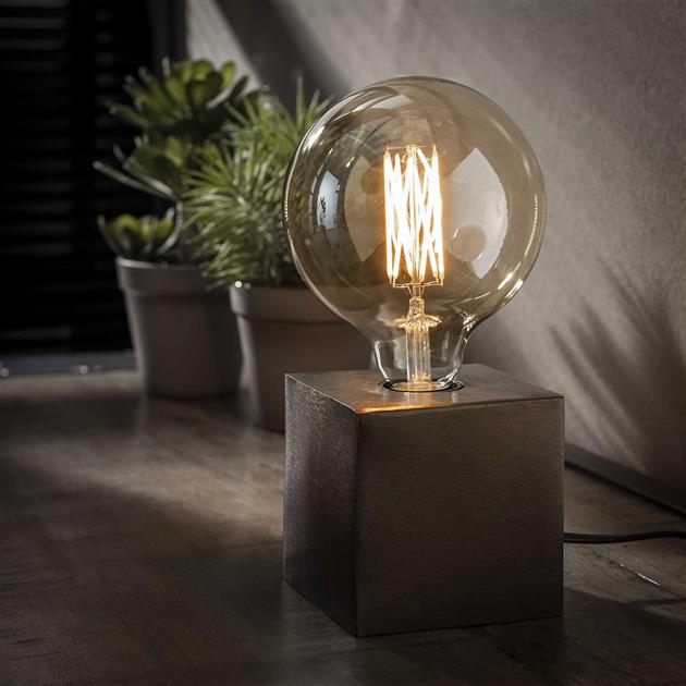 Lisslune | SteelLume – Slim industrial table lamp for modern spaces
