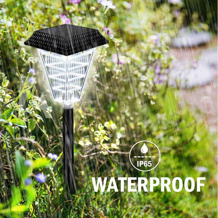 Lisslune | Solar LED Path Lights with Crystal Light Effect – Waterproof Outdoor Lighting for Garden and Driveway