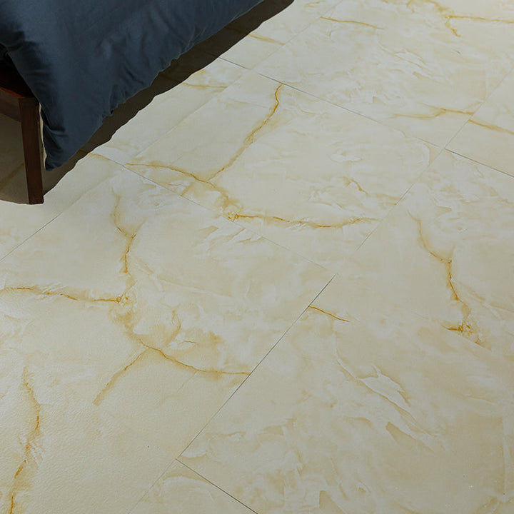 Lisslune | Scratch-resistant Vinyl Floors Self-adhesive Peel and Stick Waterproof Vinyl Flooring
