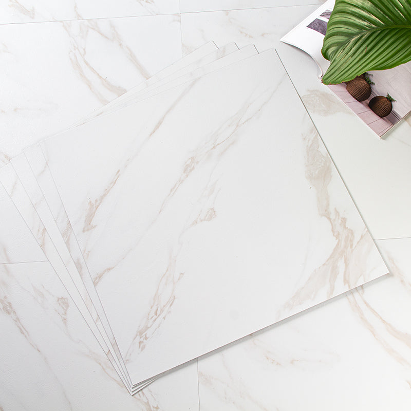 Lisslune | Scratch-resistant Vinyl Floors Self-adhesive Peel and Stick Waterproof Vinyl Flooring