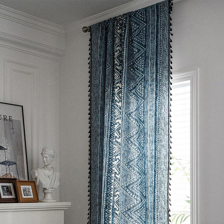 Lisslune | Blue geometric pattern light-filtering curtain