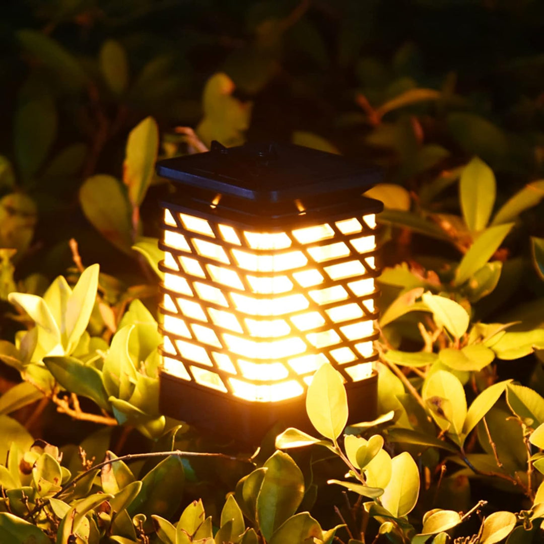 Lisslune | Solar LED garden lantern with ribbed design – Decorative outdoor lighting for garden