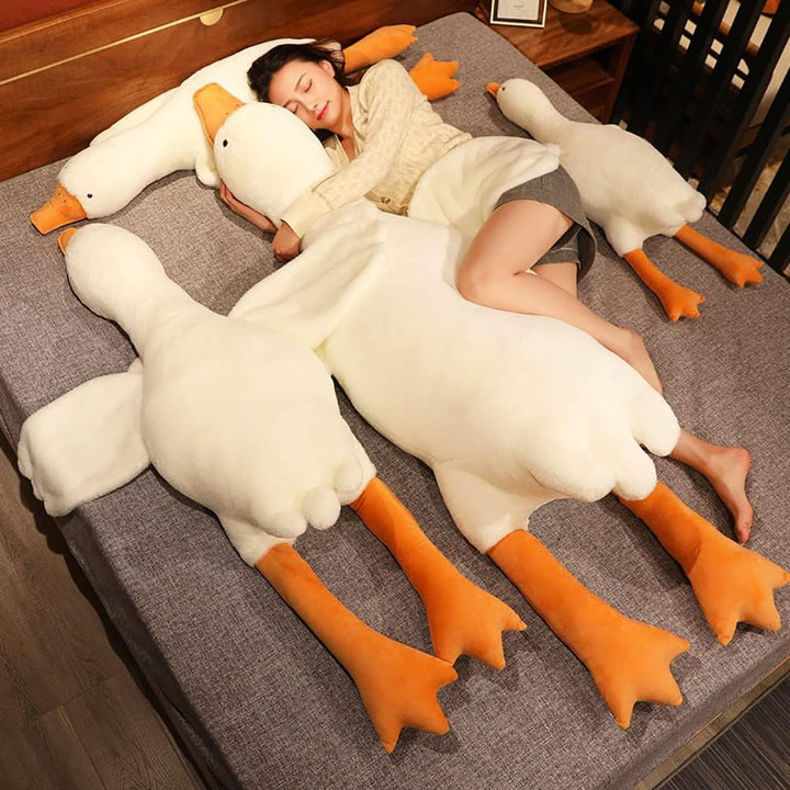 Lisslune | Cuddly Giant Goose Plush – Soft Toy in Multiple Sizes