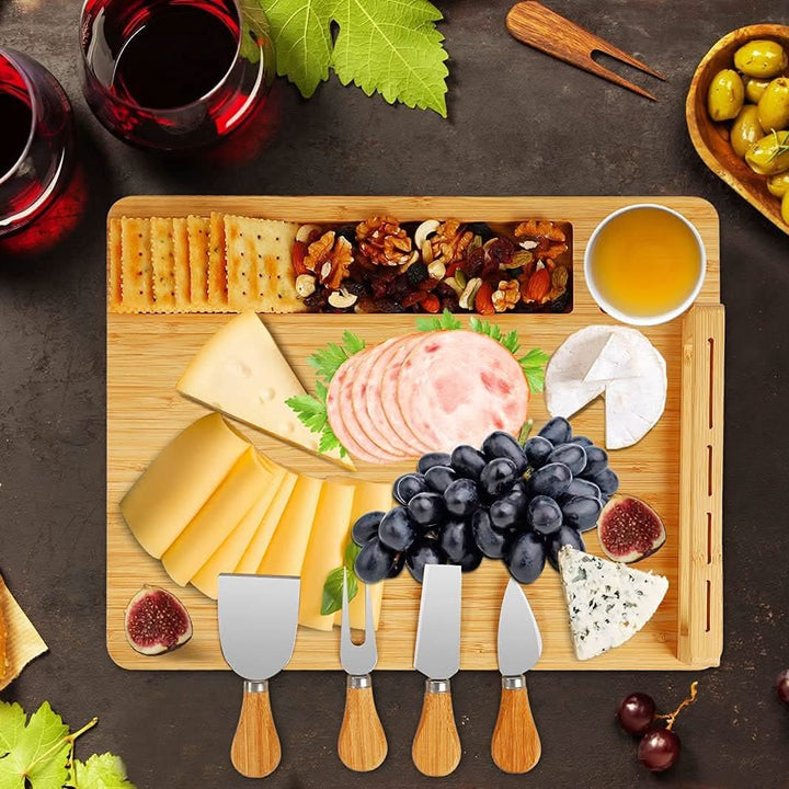 Lisslune | CheeseLux – Premium Bamboo Cheese Board Set
