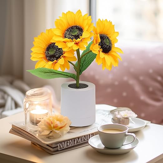 Lisslune | LED Sunflower Table Lamp - Decorative Lighting Fixture for Home Decor & Nightstand Use