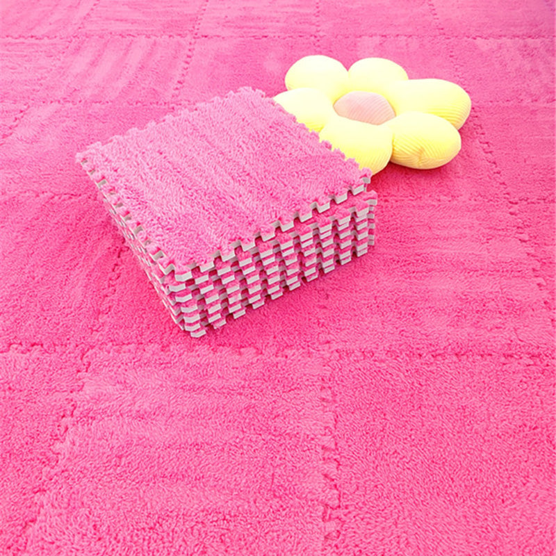 Lisslune | Modern Tiles and Carpet Plush Cut Composite Non-Slip Carpet Tiles