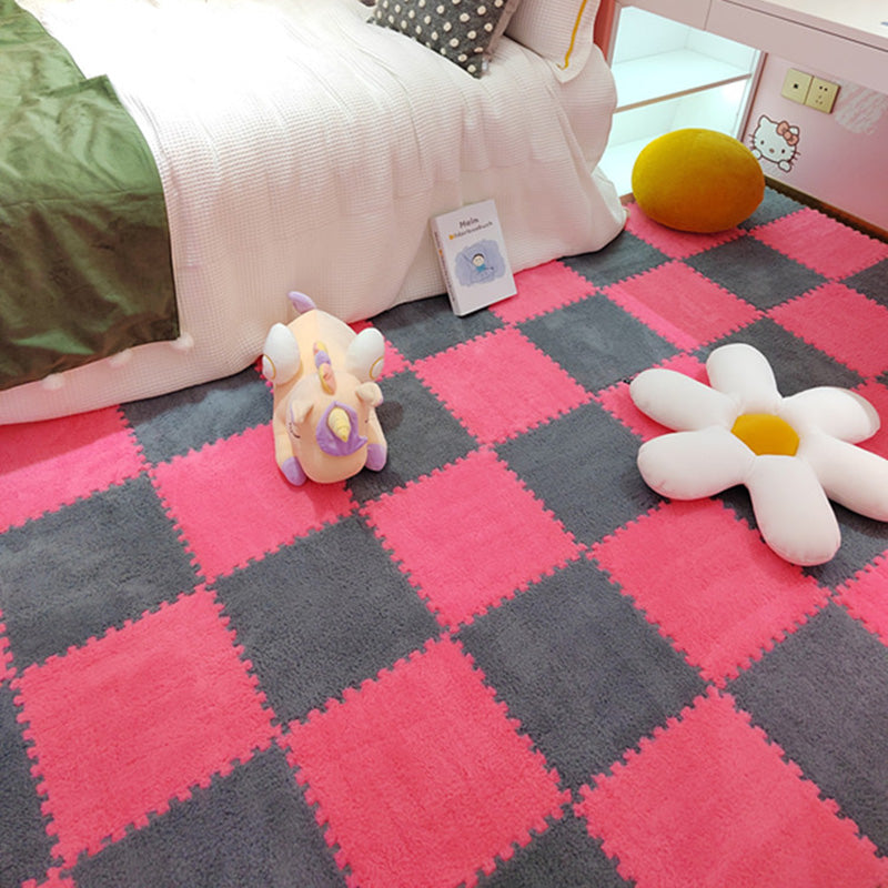 Lisslune | Modern Tiles and Carpet Plush Cut Composite Non-Slip Carpet Tiles