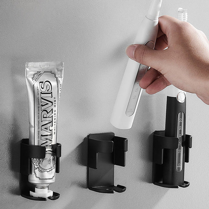 Lisslune | Modern Black/White 4-piece Bathroom Accessory Set, Toothbrush Holder