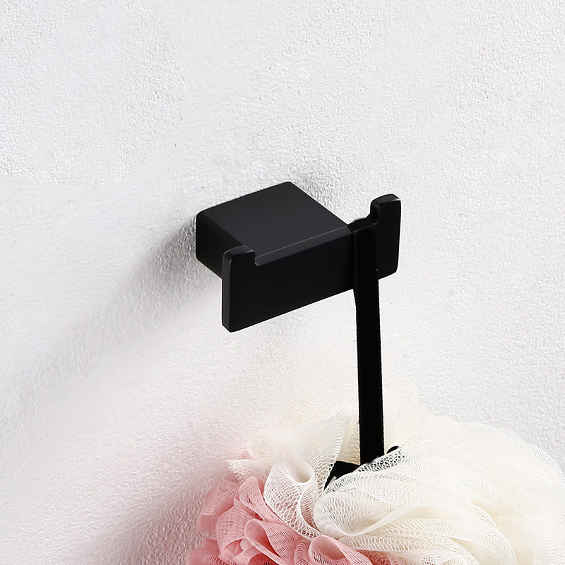 Lisslune | Traditional Bathroom Accessories Hardware Set in Black Metal