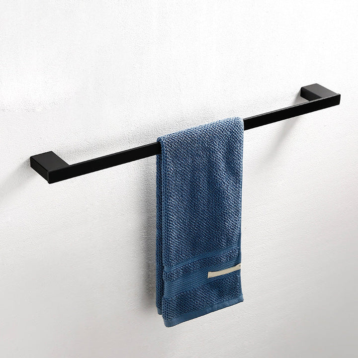 Lisslune | Traditional Bathroom Accessories Hardware Set in Black Metal