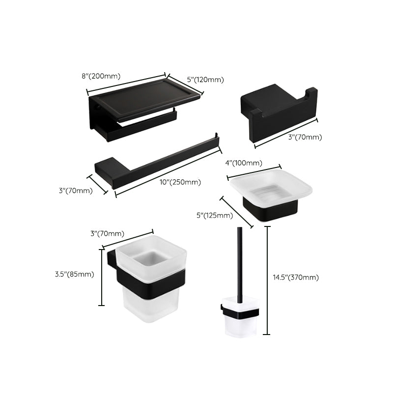 Lisslune | Traditional Bathroom Accessories Hardware Set in Black Metal