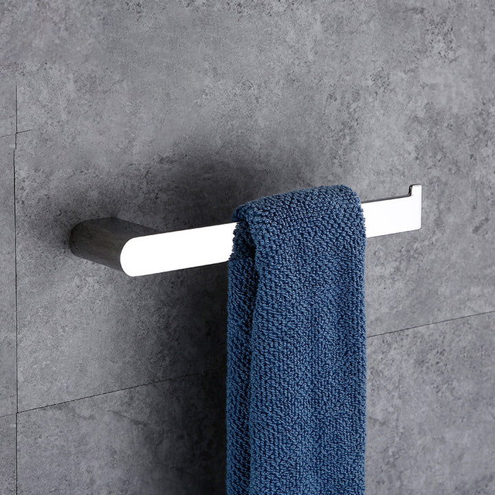 Lisslune | Contemporary Bathroom Accessories Hardware Set in Silver with Soap Dish