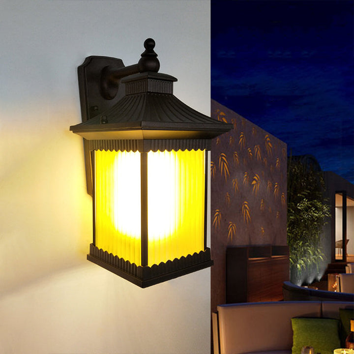 Skørter | Metal Black Wall Lamp Cuboid 1 Light Country Mounted Wall Light with Clear Ribbed Glass Shade