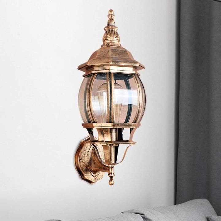 Skørter | 1 Bulb Wall Lighting Fixture Country Outdoor Wall Lighting Ideas with Global Clear Glass Shade in Brass