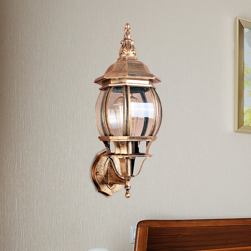Skørter | 1 Bulb Wall Lighting Fixture Country Outdoor Wall Lighting Ideas with Global Clear Glass Shade in Brass