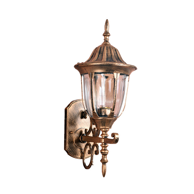 Skørter | Brass Urn-like Wall Lantern Lamp Lodges Clear Prism Glass 1 Light Outdoor Wall Light Fixture