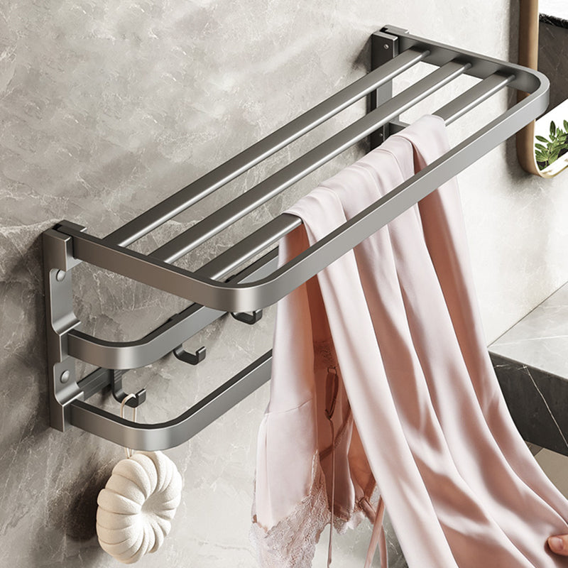 Lisslune | Traditional bathroom accessory as a single piece or in a set in gray