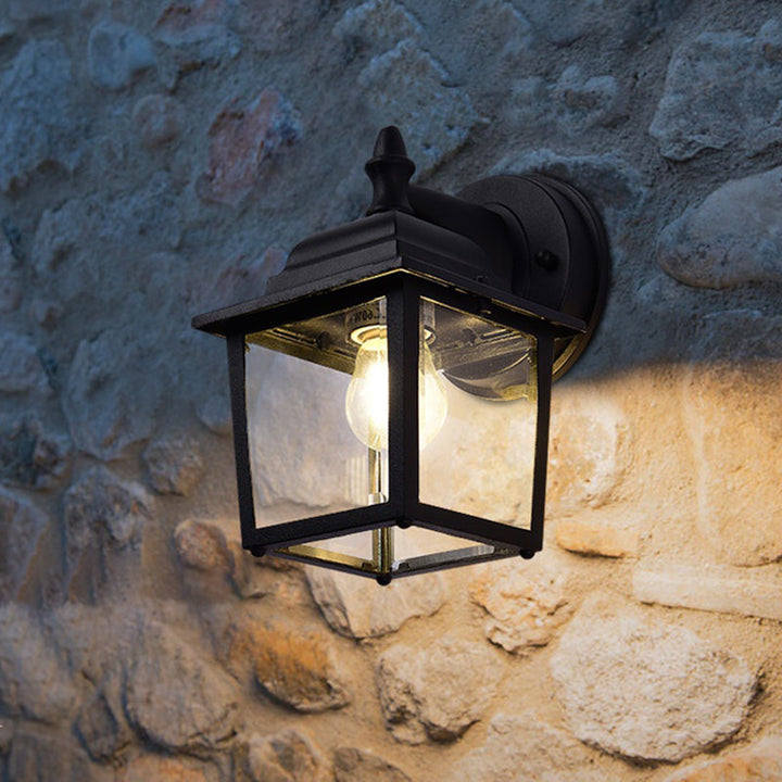 Skørter | Clear Glass Black Wall Light Cube 1 Light Farmhouse Wall Mounted Lamp for Gate