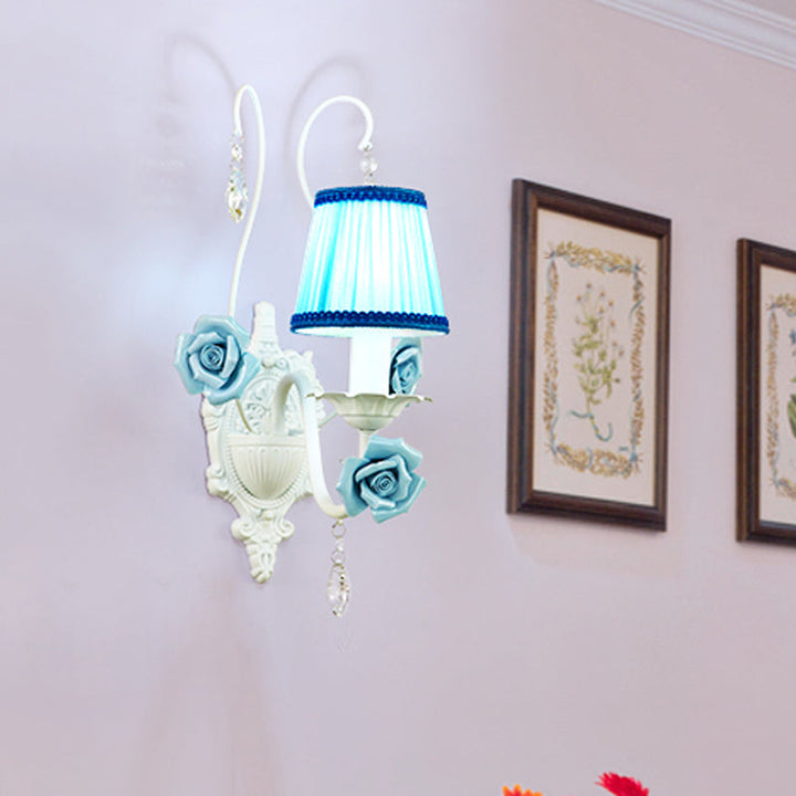Skørter | White 1/2-head Wall Lamp Romantic Pastoral Fabric Cone Wall Lighting with Clear Crystal Drapery