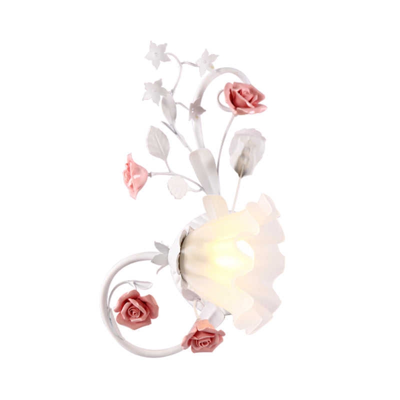 Skørter | Countryside Scalloped Wall Light 1 Lamp White Glass Wall Mounted Lamp with Pink Rose for Bedroom, Left/Right