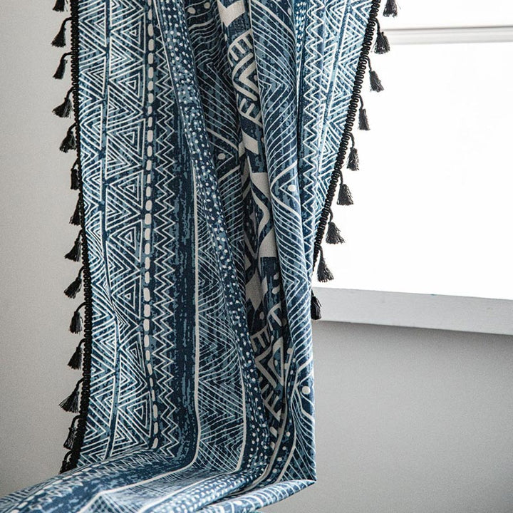 Lisslune | Blue geometric pattern light-filtering curtain